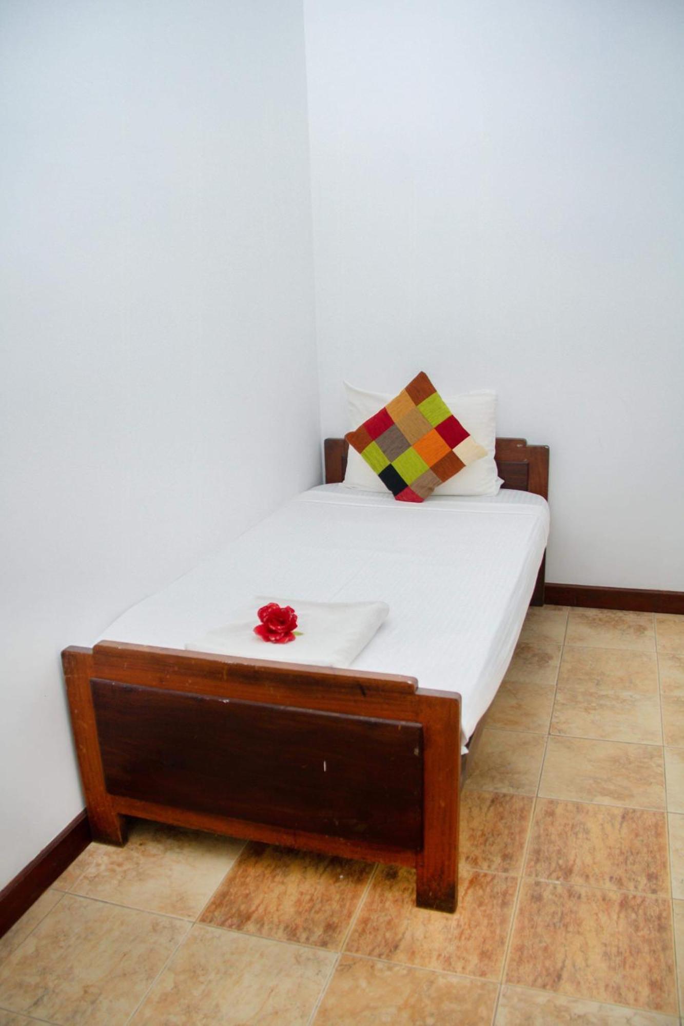 Yolanda Villa Negombo Ngoại thất bức ảnh