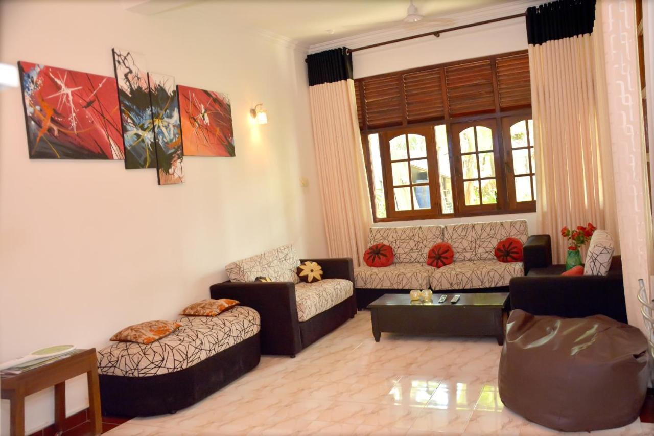 Yolanda Villa Negombo Ngoại thất bức ảnh