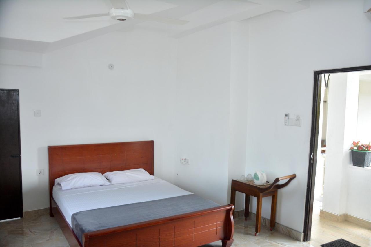 Yolanda Villa Negombo Ngoại thất bức ảnh