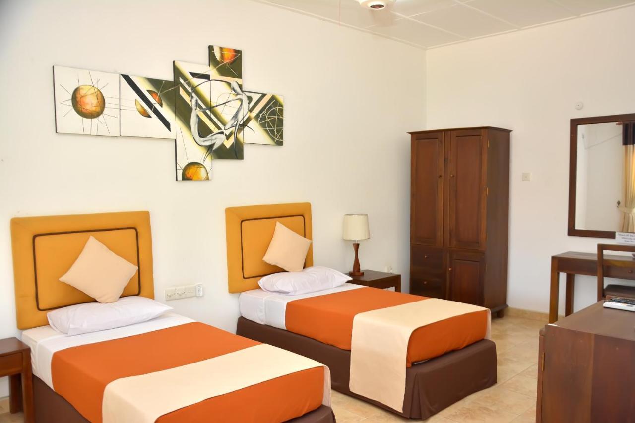 Yolanda Villa Negombo Ngoại thất bức ảnh